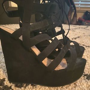 Strap wedges!